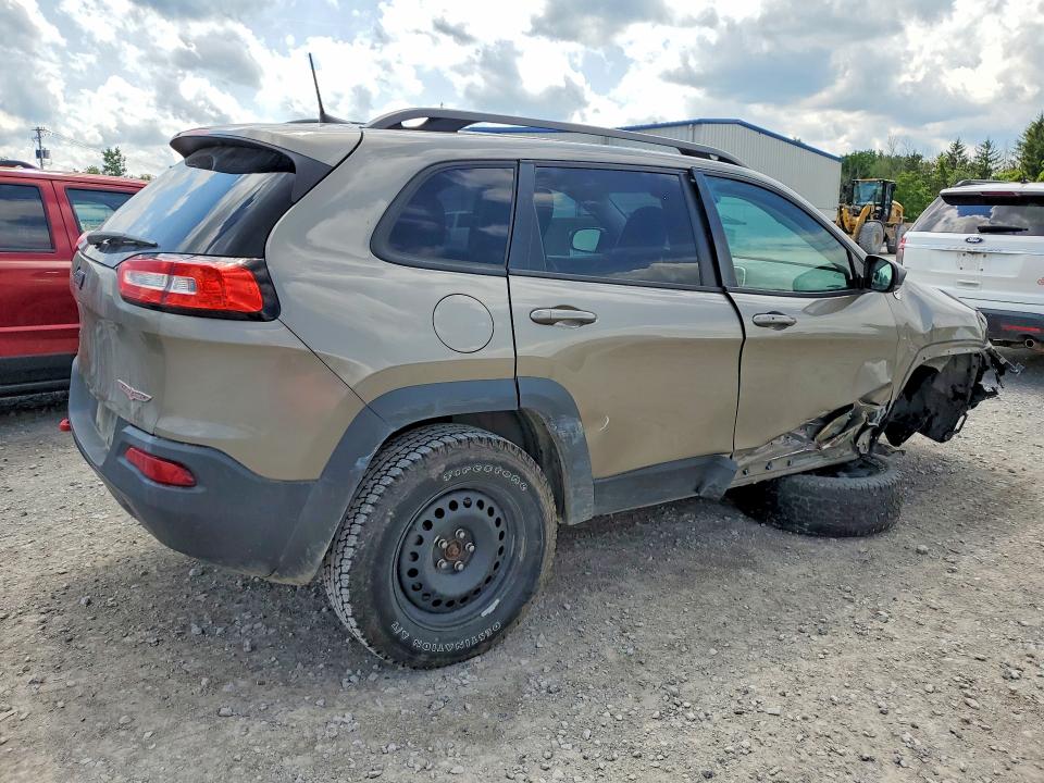 Photo 3 from auction – 2016 JEEP CHEROKEE with VIN 1C4PJMBS4GW253377
