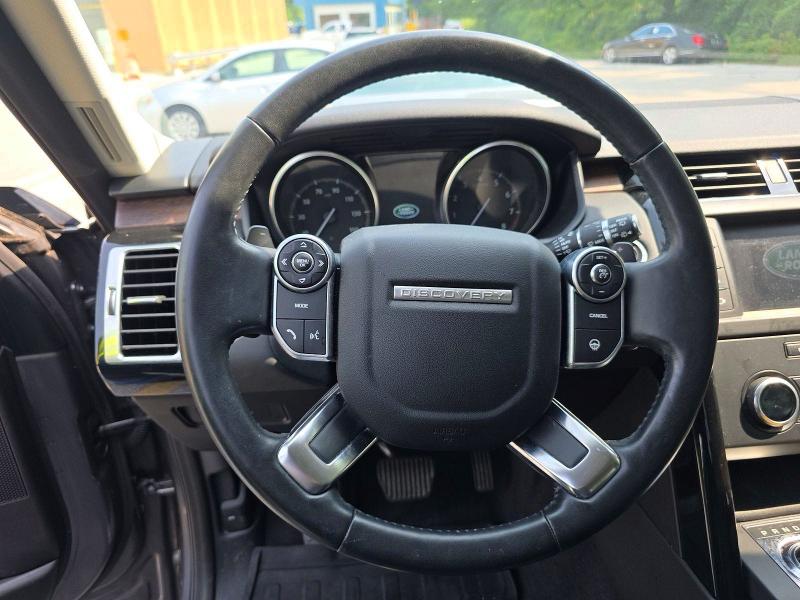 Photo 12 from auction – 2017 LAND ROVER DISCOVERY with VIN SALRGBBV8HA020079