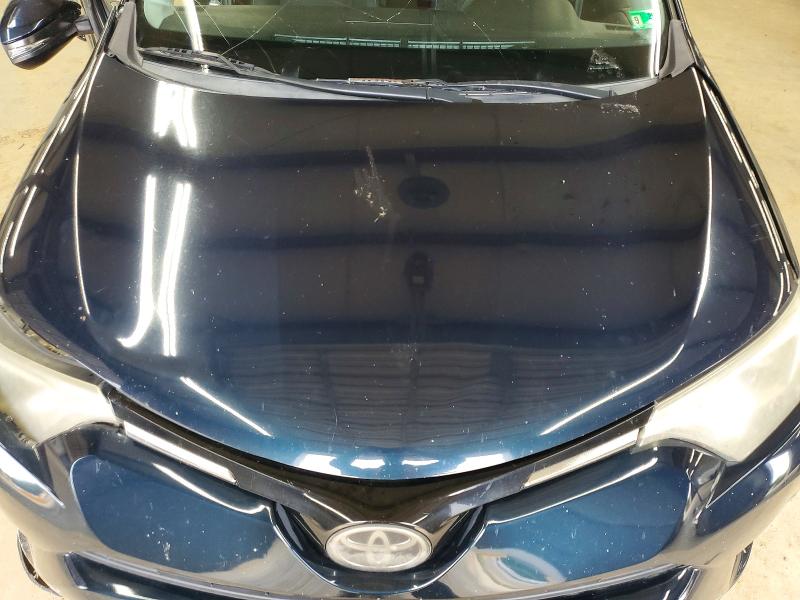 Photo 12 from auction – 2018 TOYOTA RAV4 with VIN 2T3RFREVXJW803779