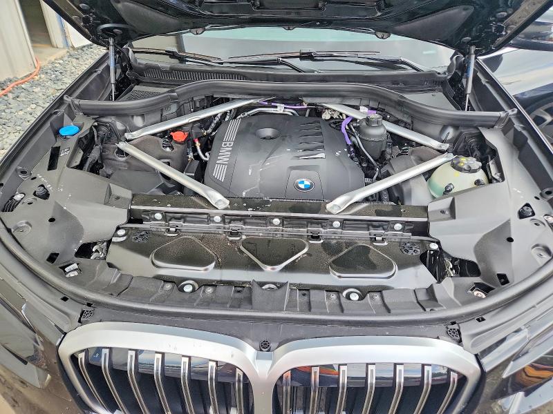 صورة رقم 12 من المزاد - 2027 BMW X7 مع VIN 5UX23EM02V9514442