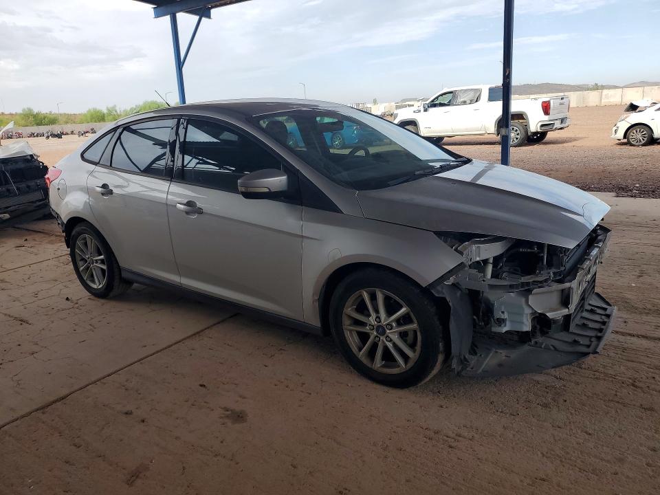 Photo 4 from auction – 2016 FORD FOCUS with VIN 1FADP3F27GL254407