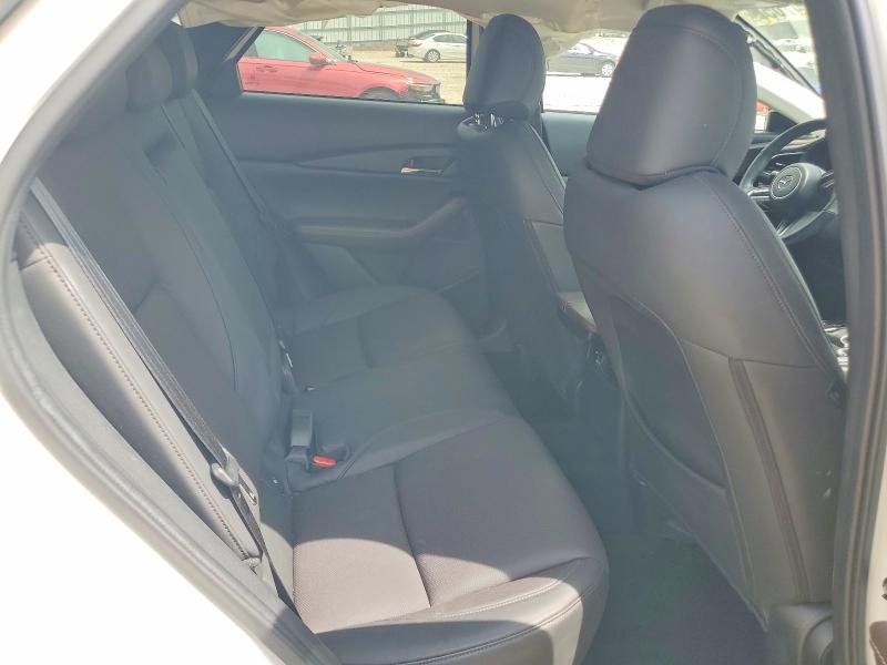 Photo 11 from auction – 2022 MAZDA CX-30 with VIN 3MVDMBEY8NM433228