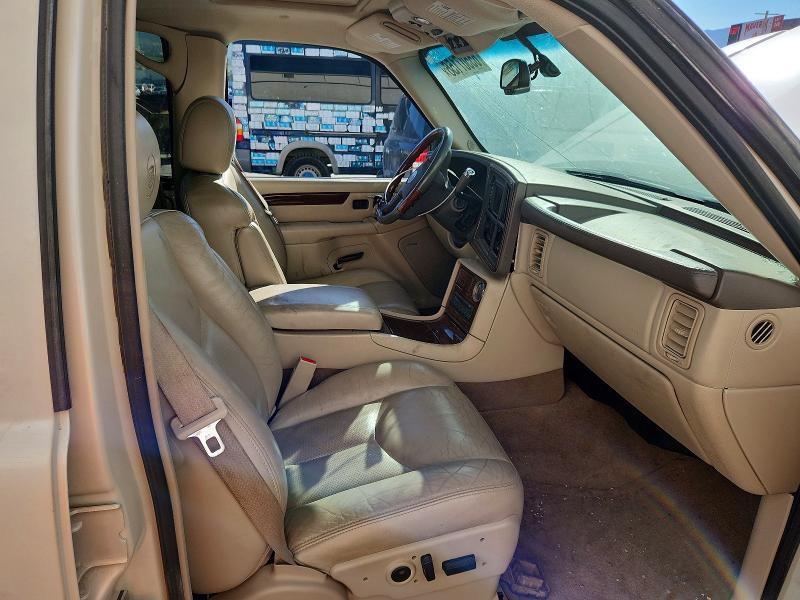 Photo 7 from auction – 2004 CADILLAC ESCALADE with VIN 1GYEK63N34R261161
