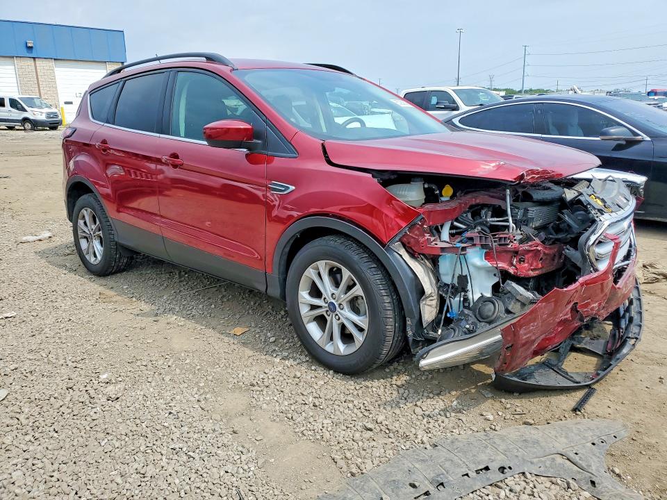 Photo 4 from auction – 2018 FORD ESCAPE with VIN 1FMCU0HD8JUA90772