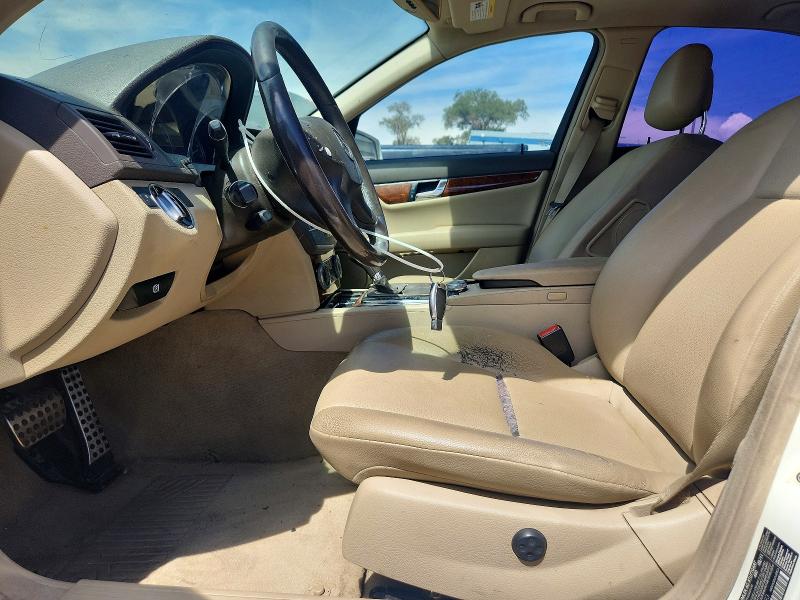 Photo 7 from auction – 2011 MERCEDES-BENZ C with VIN WDDGF5EB0BR172893