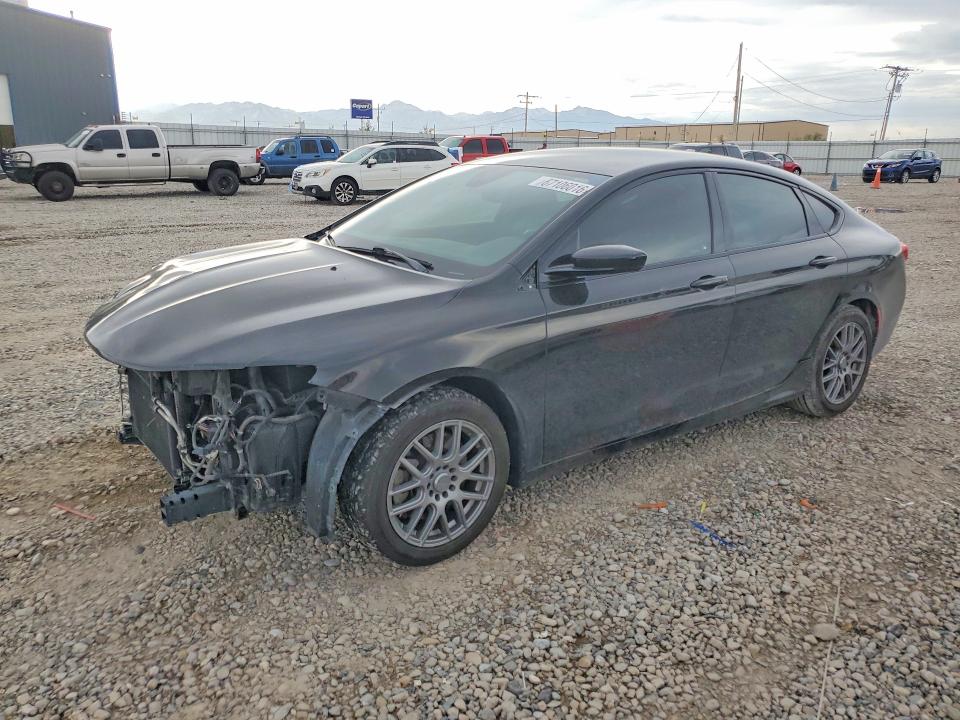 CHRYSLER 200 2016 with VIN 1C3CCCBG4GN175532 - Photo from auction