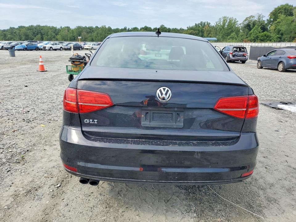 Photo 6 from auction – 2015 VOLKSWAGEN JETTA with VIN 3VW4T7AJ7FM267132