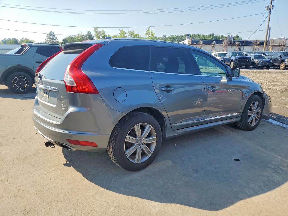 Photo 3 from auction – 2017 VOLVO XC60 with VIN YV440MRU8H2028365
