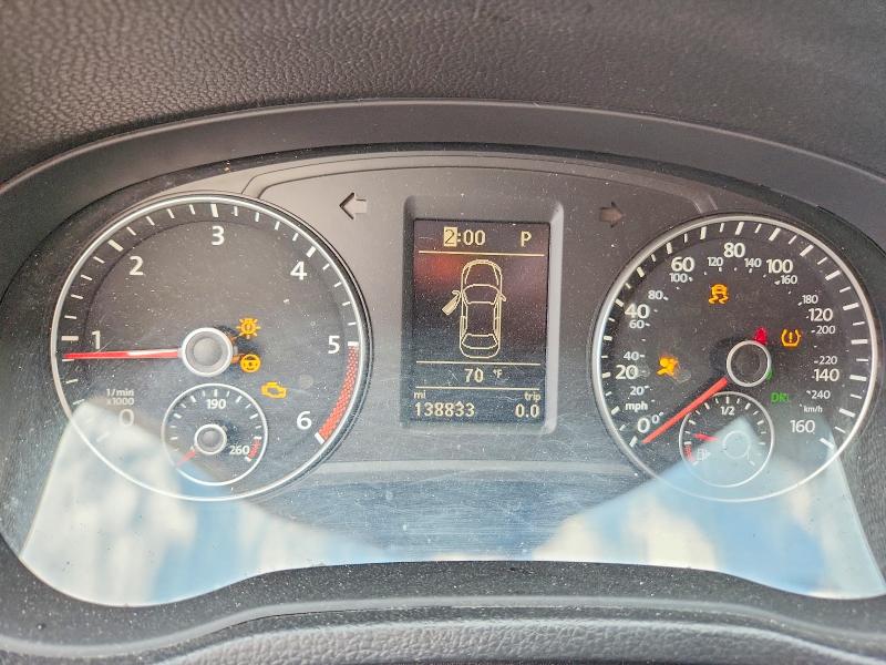 Photo 9 from auction – 2014 VOLKSWAGEN PASSAT with VIN 1VWBN7A39EC118515