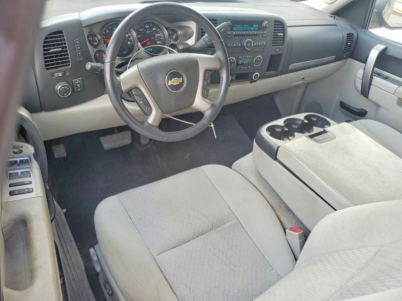 Photo 8 from auction – 2011 CHEVROLET SILVERADO with VIN 1GCRKSE35BZ441394