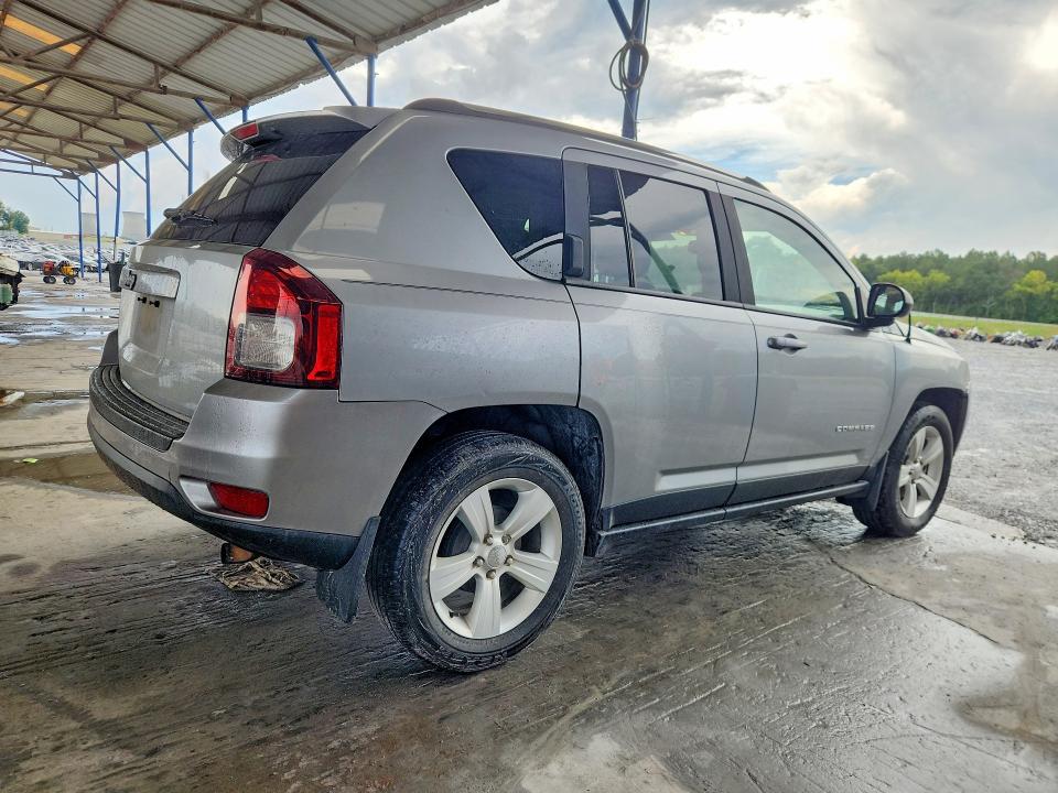 Photo 3 from auction – 2015 JEEP COMPASS with VIN 1C4NJCBB9FD192216