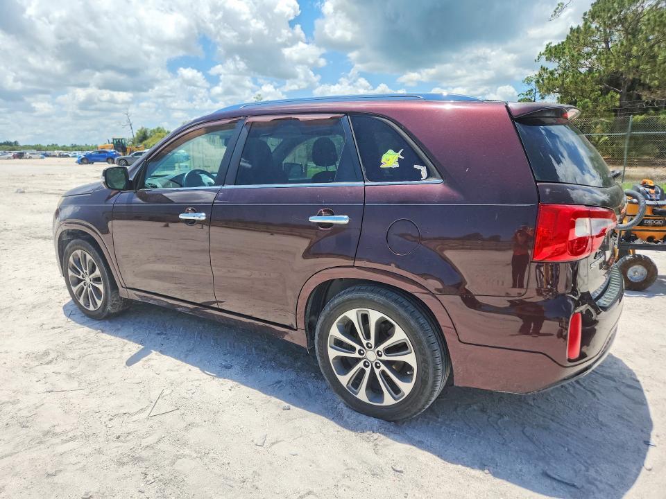Photo 2 from auction – 2015 KIA SORENTO with VIN 5XYKW4A76FG649461