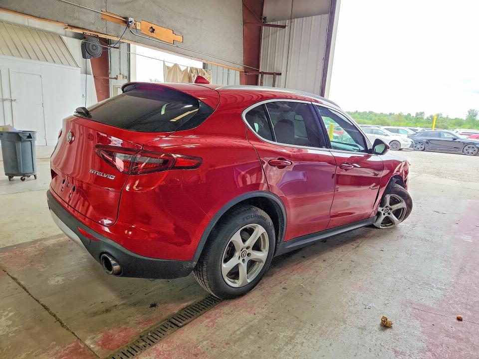 Снимка 3 от търг – 2019 ALFA ROMEO STELVIO с VIN ZASPAKAN4K7C31244