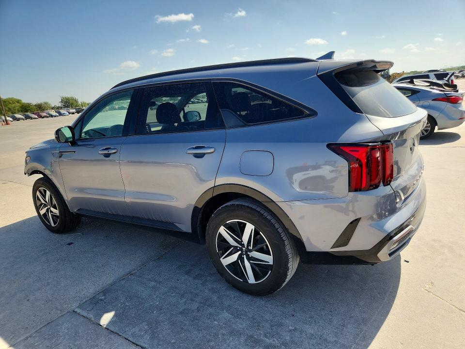 Photo 2 from auction – 2021 KIA SORENTO with VIN 5XYRL4LC3MG040830