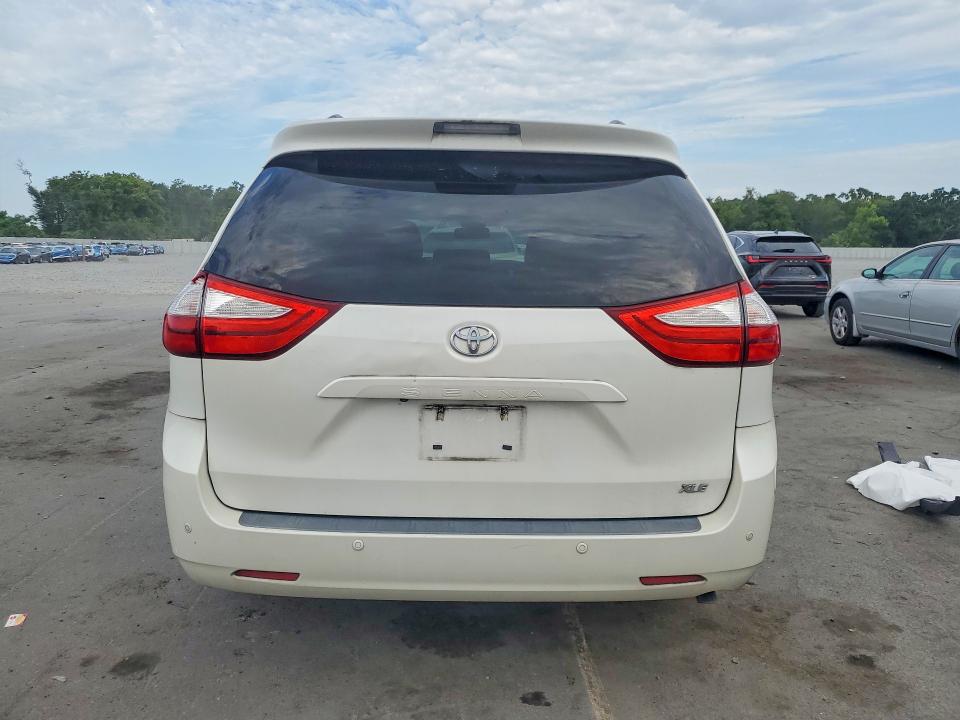 Photo 6 from auction – 2017 TOYOTA SIENNA with VIN 5TDYZ3DC3HS793205