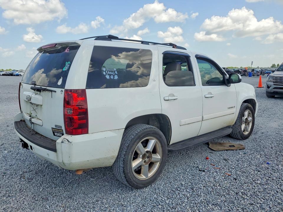 Photo 3 from auction – 2009 CHEVROLET TAHOE with VIN 1GNFC23029R143041