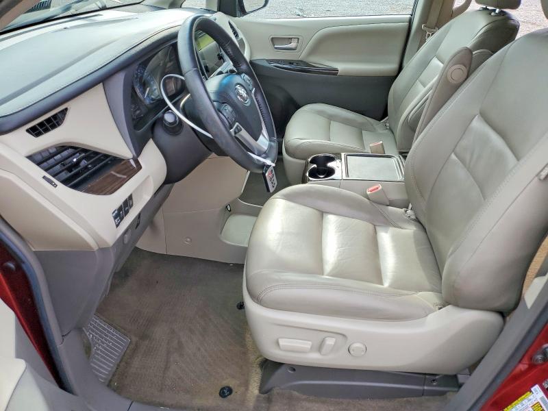 Photo 7 from auction – 2016 TOYOTA SIENNA with VIN 5TDYK3DC5GS761231