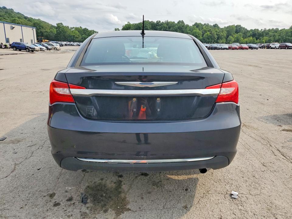 Photo 6 from auction – 2012 CHRYSLER 200 with VIN 1C3CCBCB7CN159378