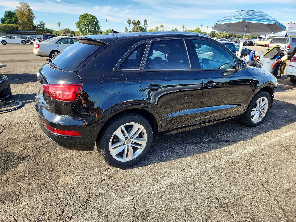 Foto 3 de la subasta – 2018 AUDI Q3 con VIN WA1BCCFS4JR028238