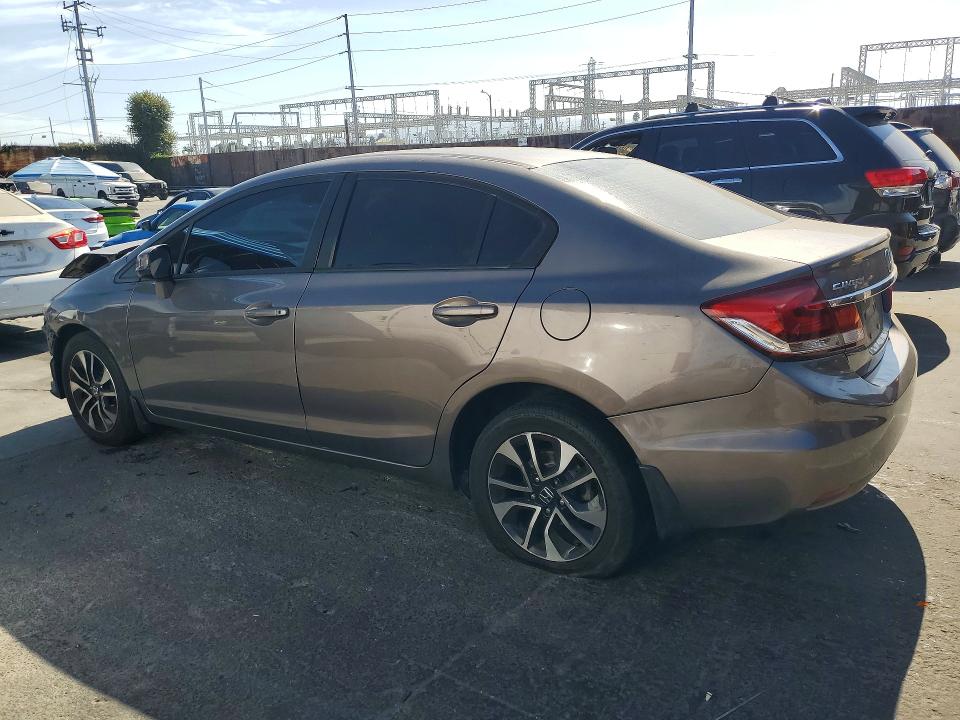 Photo 2 from auction – 2013 HONDA CIVIC with VIN 19XFB2F81DE202999