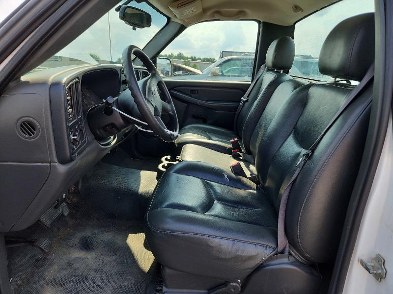 Photo 7 from auction – 2005 CHEVROLET SILVERADO with VIN 1GCEC14X05Z245264