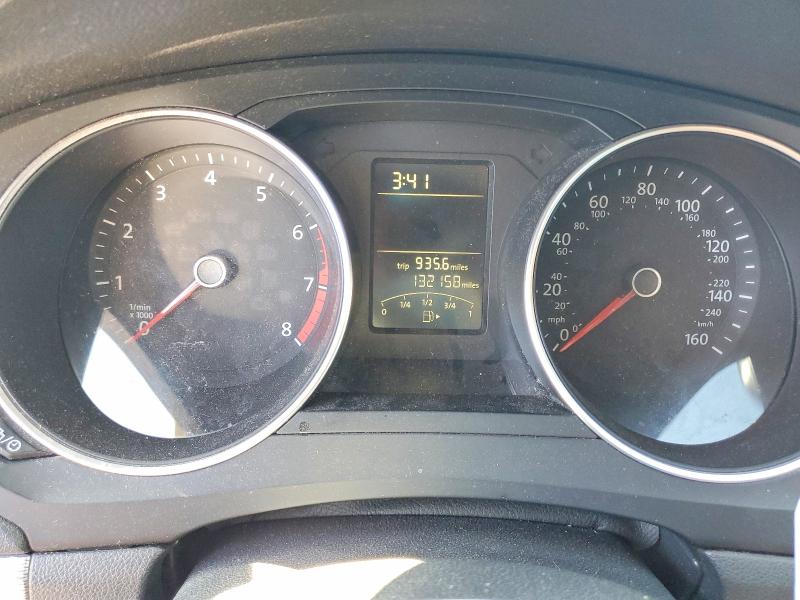 Photo 9 from auction – 2015 VOLKSWAGEN JETTA with VIN 3VWD17AJ2FM323077