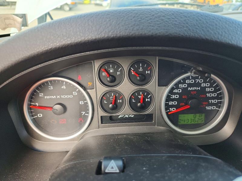 Photo 9 from auction – 2005 FORD F-150 with VIN 1FTPW14555KD36876
