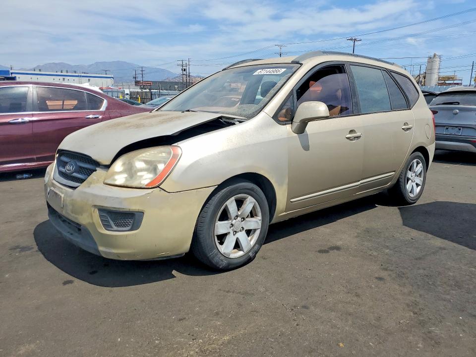 2008 KIA RONDO