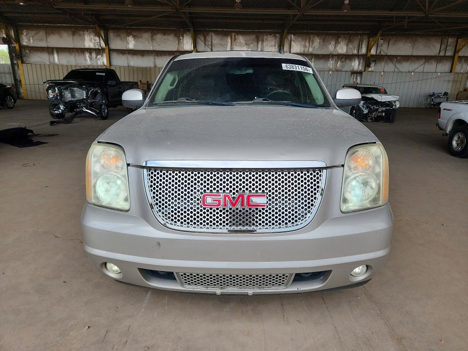 Photo 5 from auction – 2008 GMC YUKON with VIN 1GKFK63858J236128