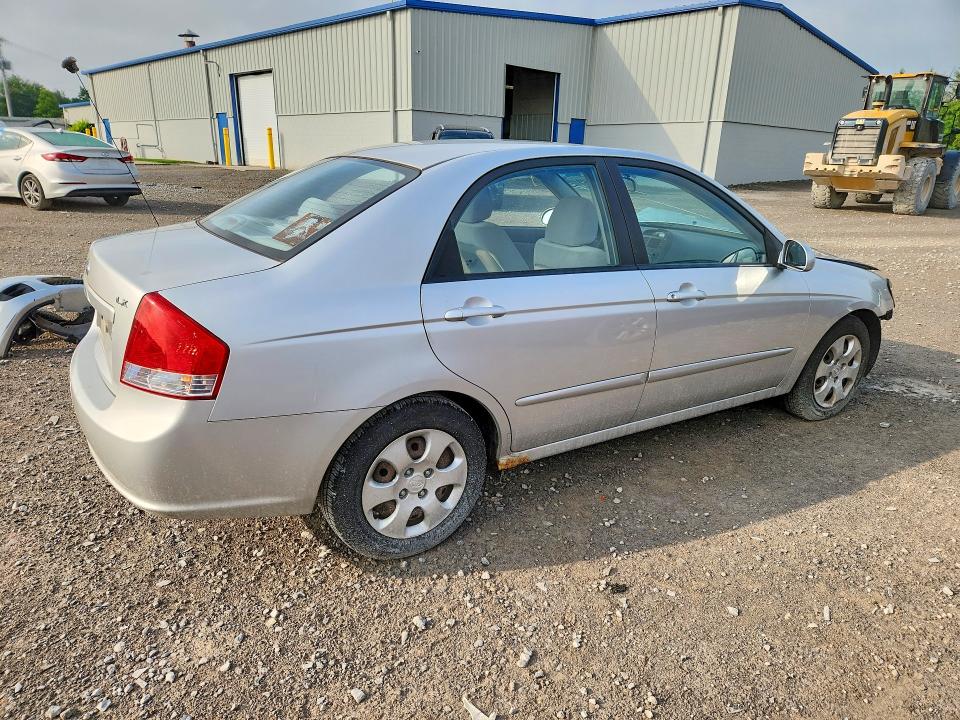 Photo 3 from auction – 2009 KIA SPECTRA with VIN KNAFE222995642641