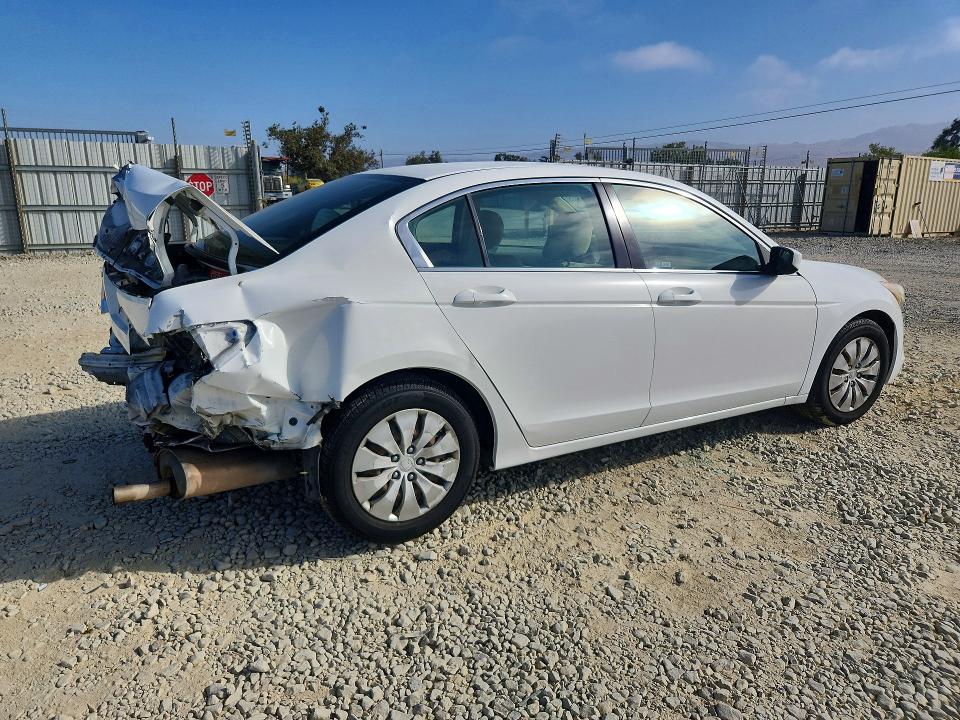 Photo 3 from auction – 2010 HONDA ACCORD with VIN 1HGCP2F38AA087729