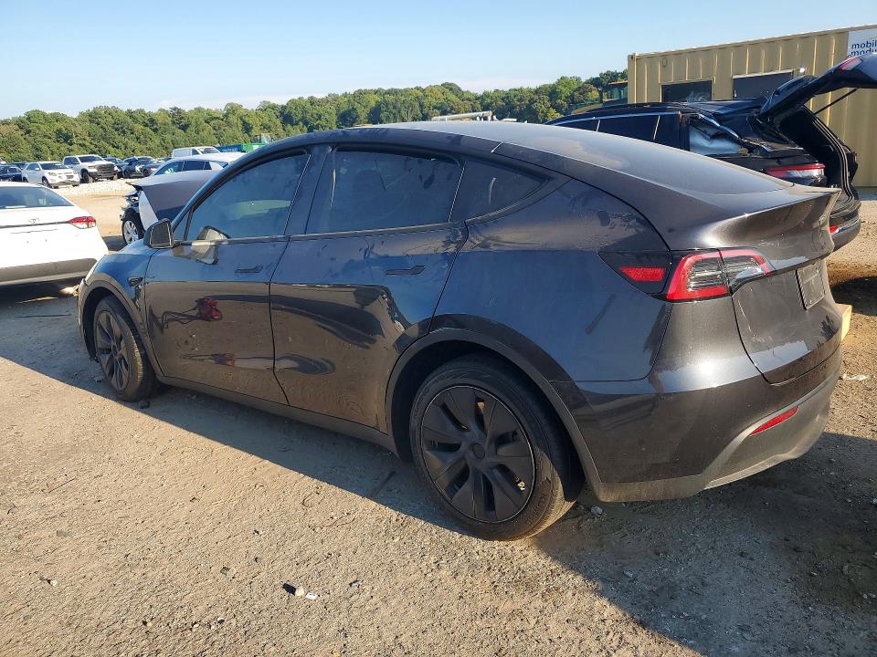 Photo 2 from auction – 2024 TESLA MODEL Y with VIN 7SAYGDEE7RF152157