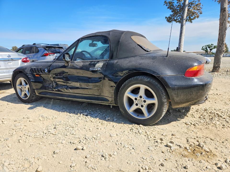 Photo 2 from auction – 1998 BMW Z3 with VIN 4USCJ333XWLC16007