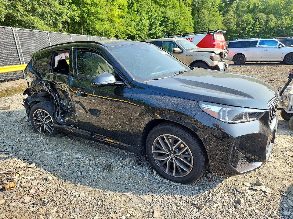 Photo 4 from auction – 2023 BMW X1 with VIN WBX73EF0XP5X32565