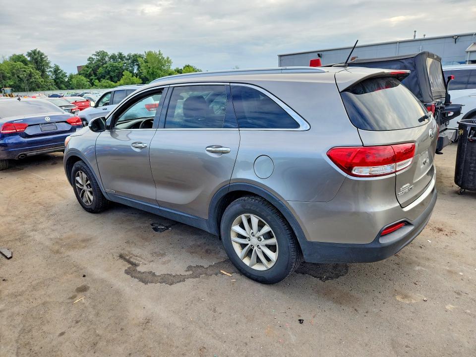Photo 2 from auction – 2017 KIA SORENTO with VIN 5XYPGDA56HG242034