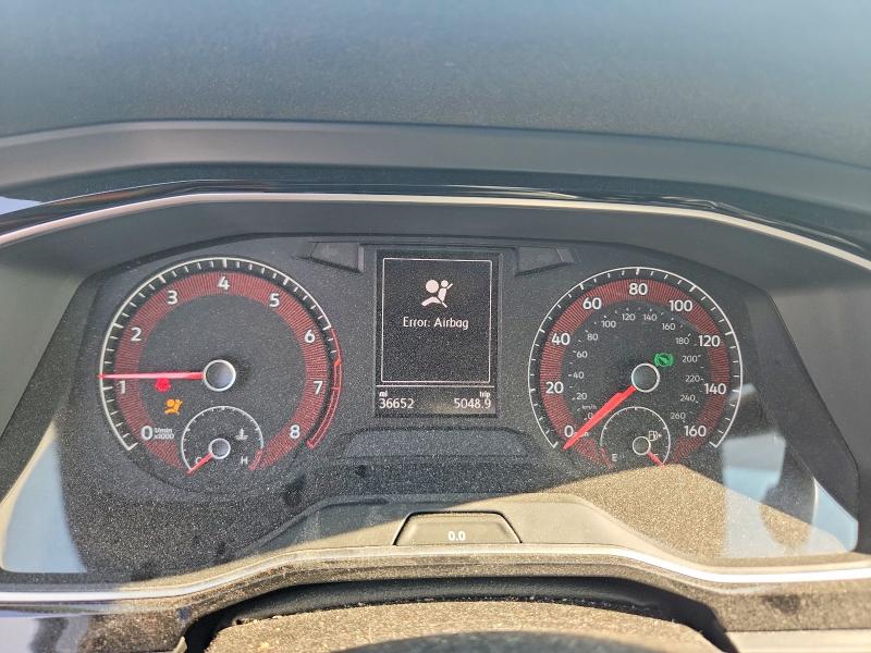 Photo 9 from auction – 2019 VOLKSWAGEN JETTA with VIN 3VWC57BU0KM046738