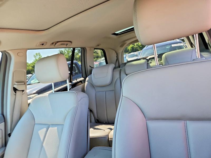 Photo 10 from auction – 2011 MERCEDES-BENZ GL with VIN 4JGBF7BE6BA644779