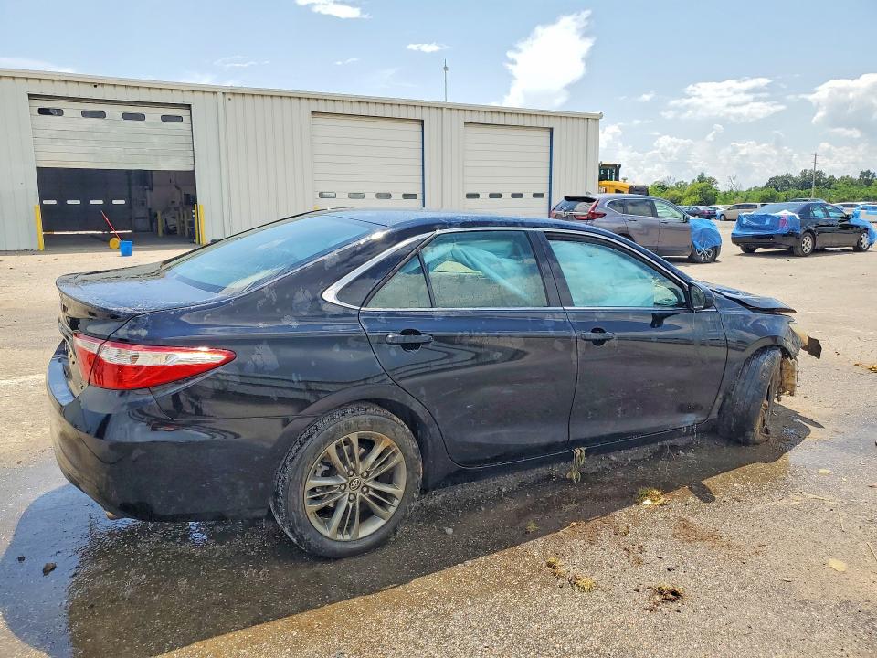 Photo 3 from auction – 2016 TOYOTA CAMRY with VIN 4T1BF1FK4GU502045