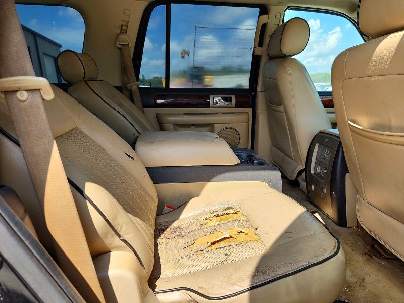 Photo 11 from auction – 2006 LINCOLN NAVIGATOR with VIN 5LMFU27506LJ28296