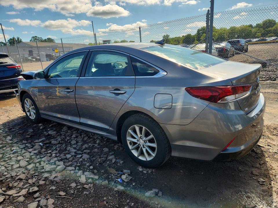 Photo 2 from auction – 2018 HYUNDAI SONATA with VIN 5NPE24AF6JH720644