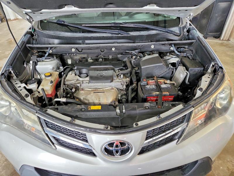 Photo 12 from auction – 2013 TOYOTA RAV4 with VIN 2T3RFREVXDW101062