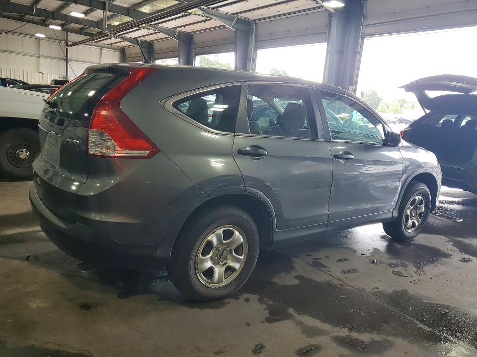 Photo 3 from auction – 2014 HONDA CR-V with VIN 5J6RM4H32EL081553