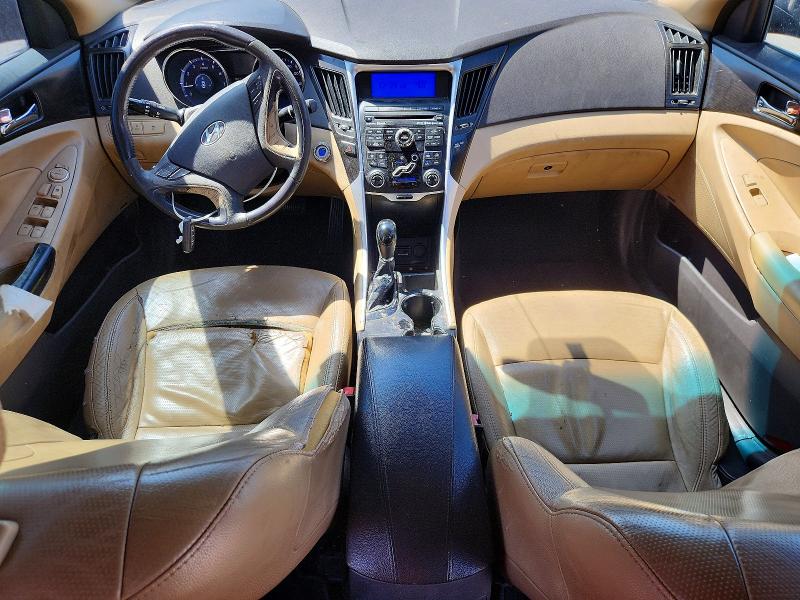 Photo 8 from auction – 2011 HYUNDAI SONATA with VIN 5NPEC4ACXBH239140