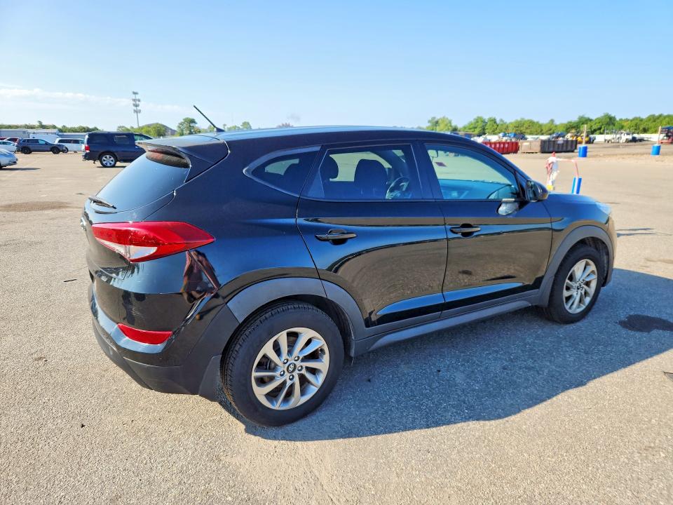 Photo 3 from auction – 2018 HYUNDAI TUCSON with VIN KM8J2CA49JU642921