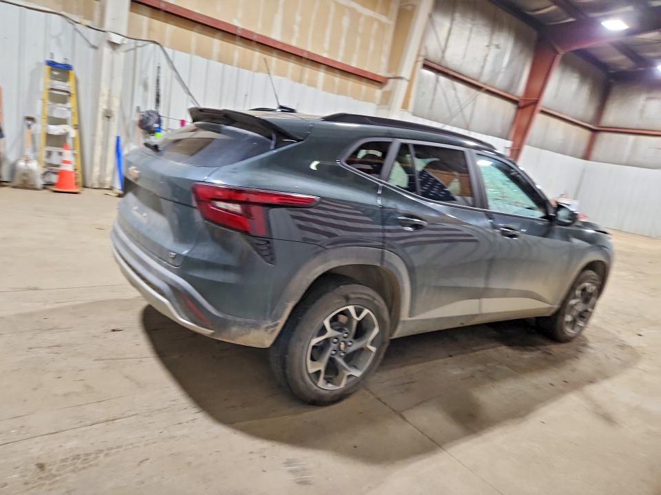 Photo 3 from auction – 2026 CHEVROLET TRAX with VIN KL77LHEPXTC083320