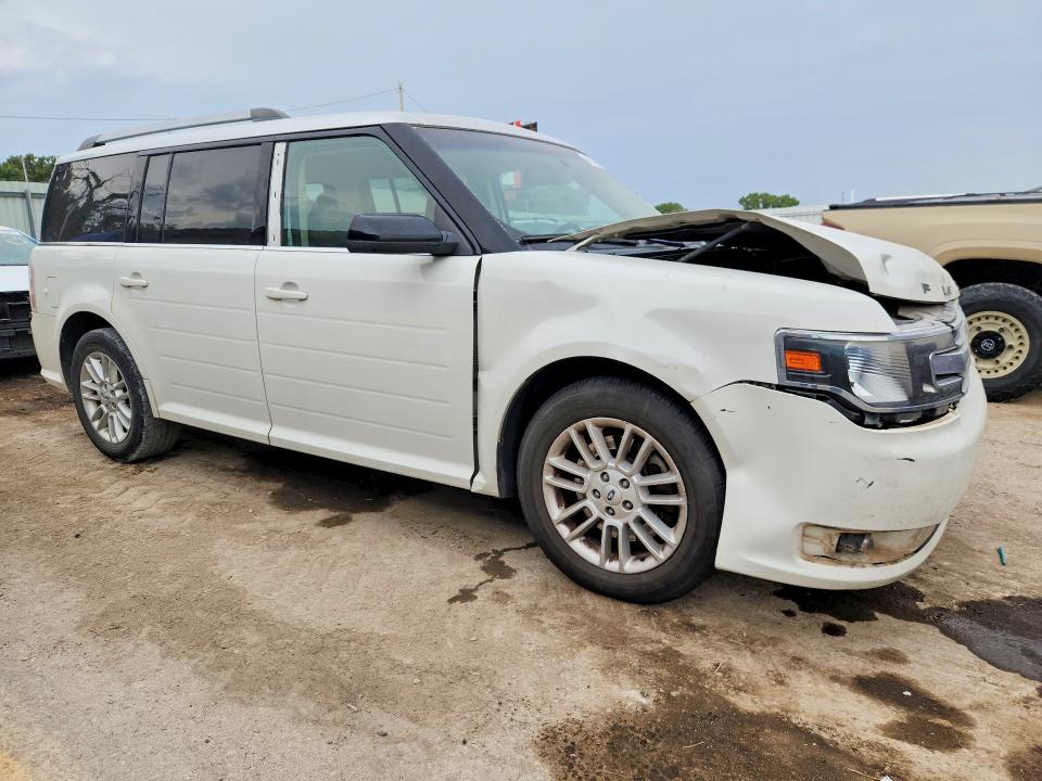 Photo 4 from auction – 2013 FORD FLEX with VIN 2FMGK5C85DBD38159