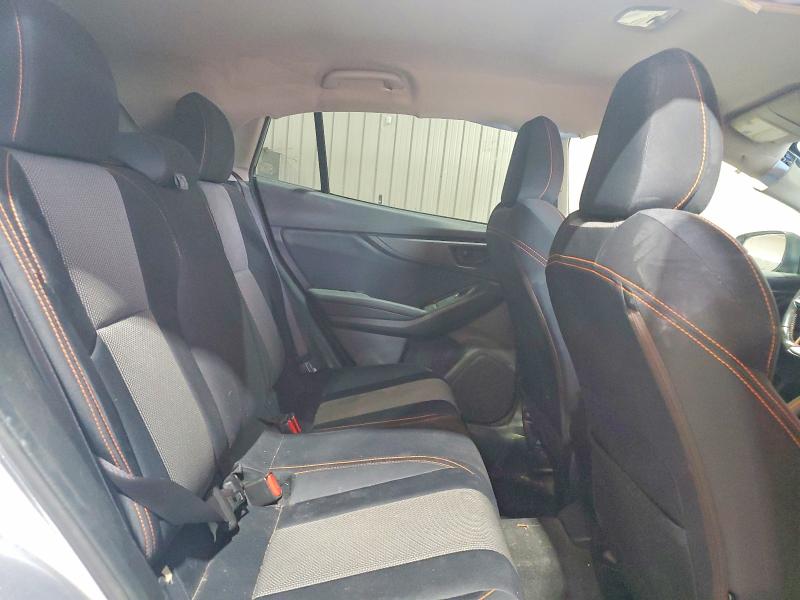 Photo 11 from auction – 2018 SUBARU CROSSTREK with VIN JF2GTABC5JH207877