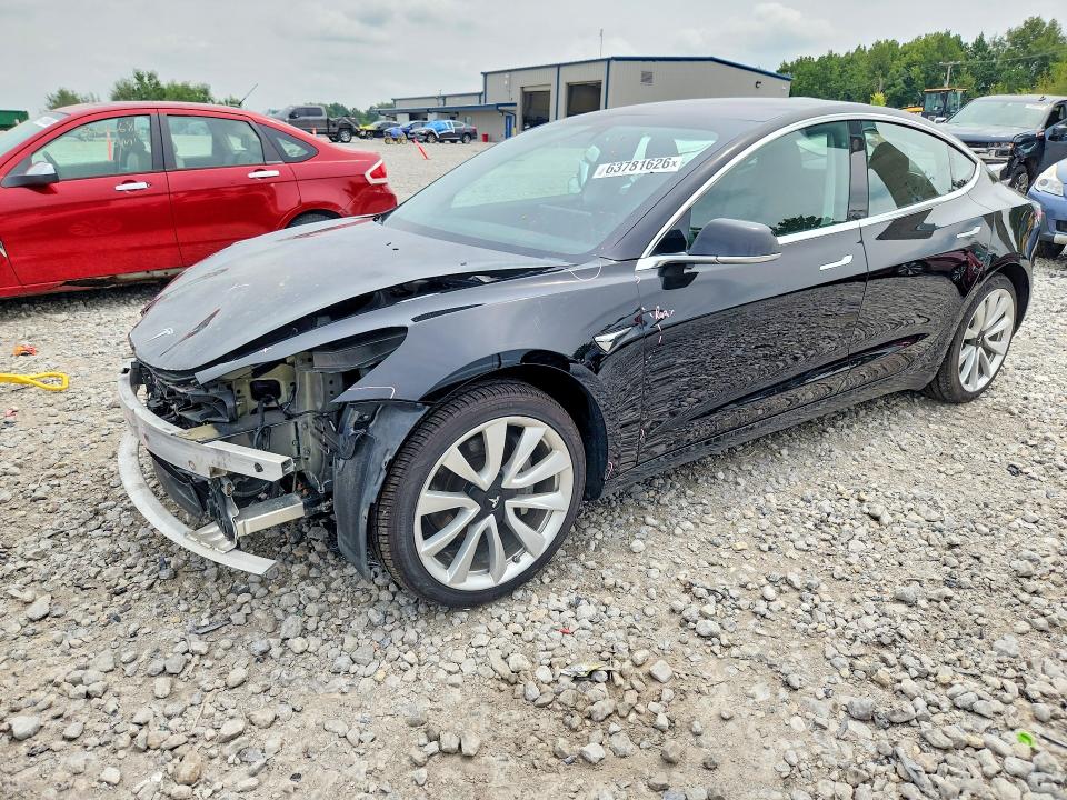 TESLA MODEL 3 2018 with VIN 5YJ3E1EA0JF039132 - Photo from auction