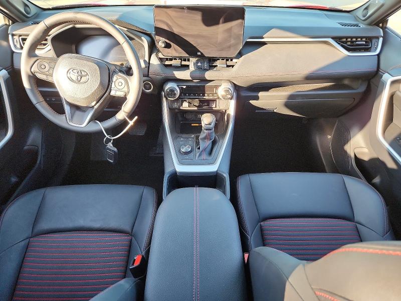 Photo 8 from auction – 2025 TOYOTA RAV4 with VIN JTMEB3FVXSD256467