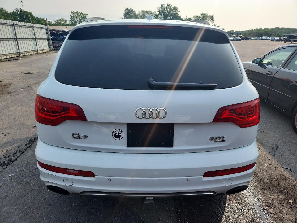 Photo 6 from auction – 2015 AUDI Q7 with VIN WA1DGAFE6FD032033